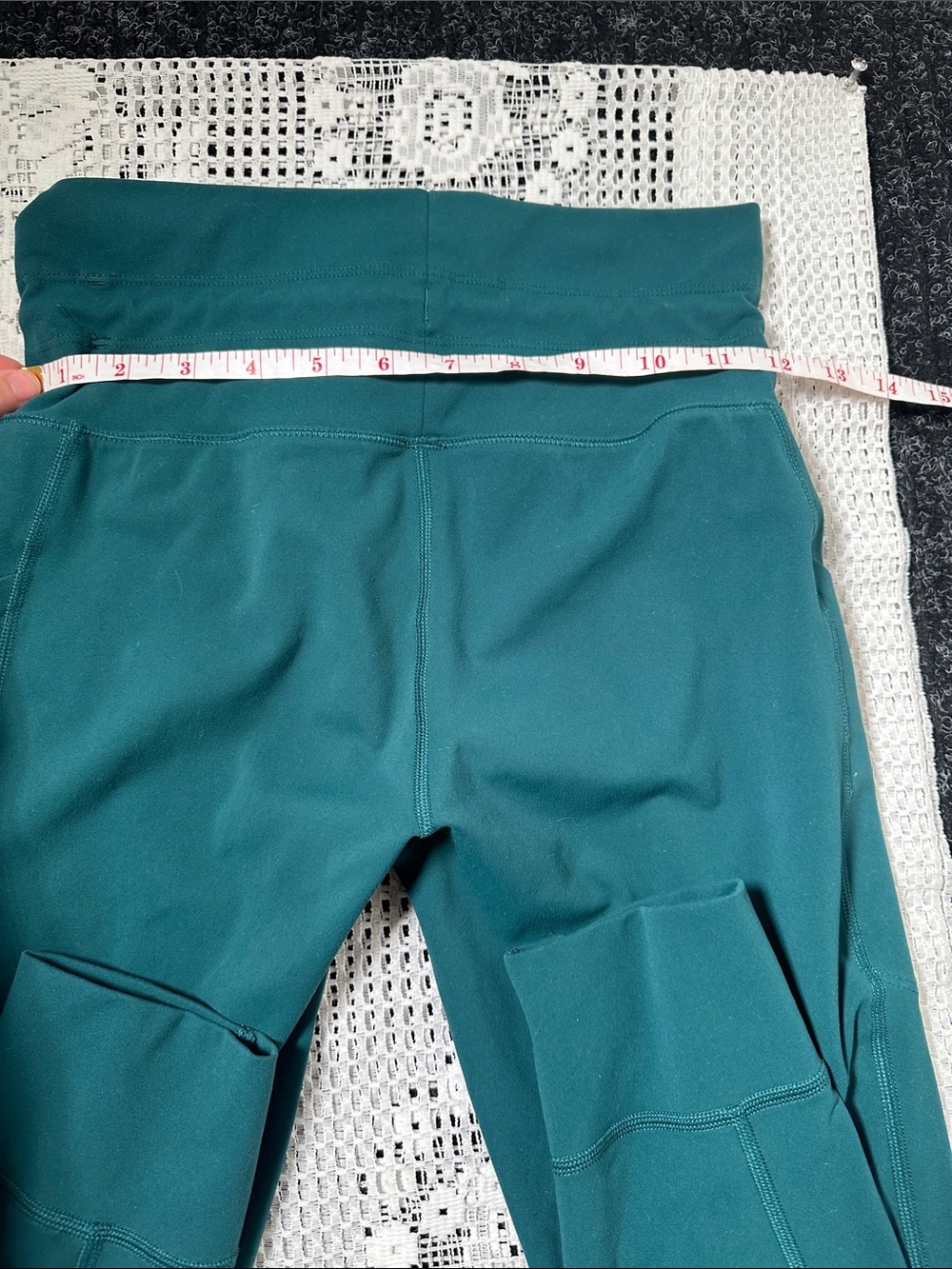 Vuori Daily Pocket Leggings - Picture 9 of 9